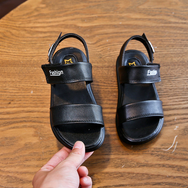 Öko bőrből készült modern gyerekszandál két színben - lányoknak