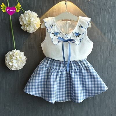 Új modell kétrészes szoknyából és felsőből álló gyerekszett lányoknak