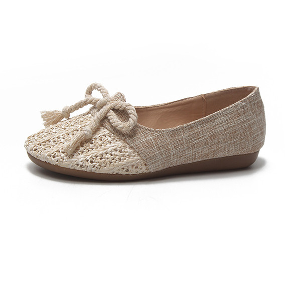 Alkalmi női cipő bézs és barna szalaggal