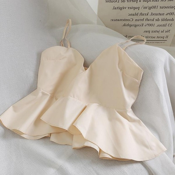 Stílusos női felső, vékony pántokkal, többféle színben