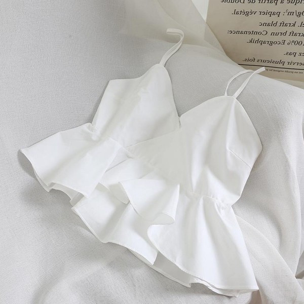 Stílusos női felső, vékony pántokkal, többféle színben