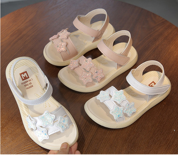 Gyermekszandál lányoknak két színben 3D elemmel