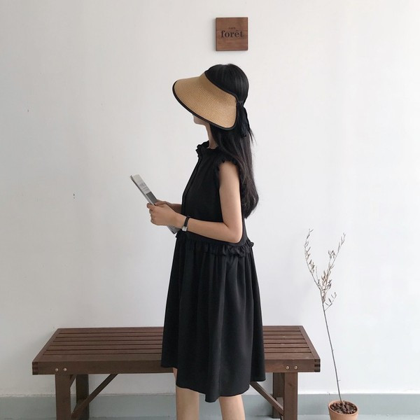 Női ruha széles modell fekete és rózsaszín színben