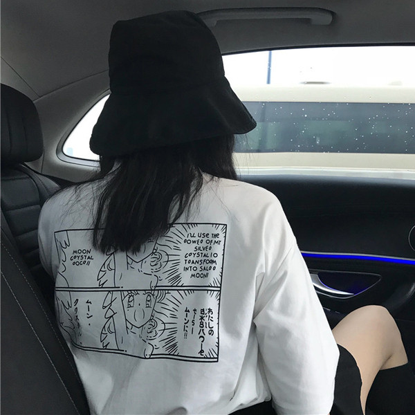 Női póló fehér és fekete nyomattal