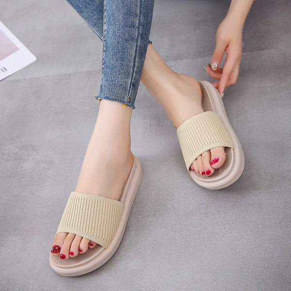 Női alkalmi papucs három színben, lapos talppal