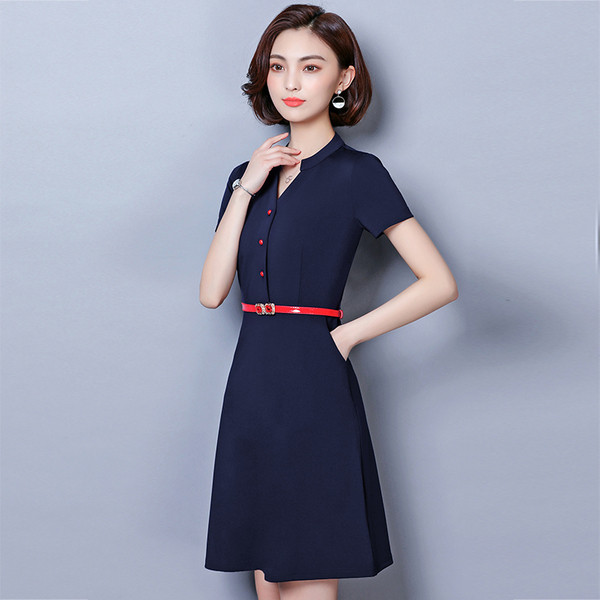 Stílusos női ruha V-nyakú kék színben