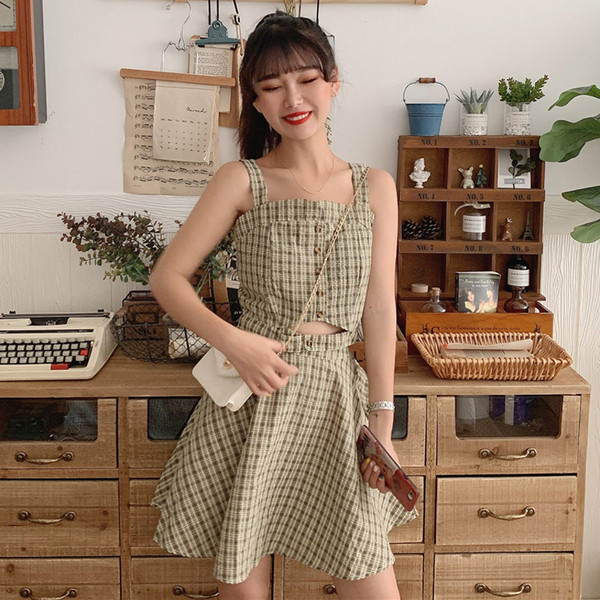 Női kockás felső és szoknya szett