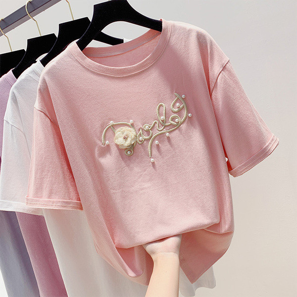 Női póló 3D elemes virágokkal és O-nyakkal