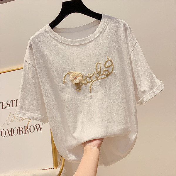 Női póló 3D elemes virágokkal és O-nyakkal