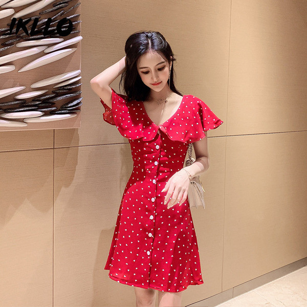 Alkalmi női ruha piros és fekete pöttyökkel