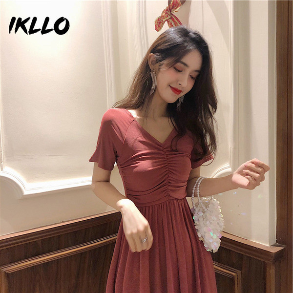 Alkalmi női ruha rövid ujjú bordó és fekete színben