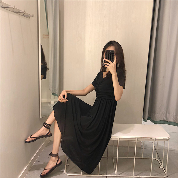 Alkalmi női ruha rövid ujjú bordó és fekete színben