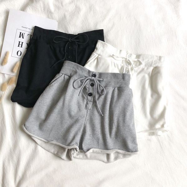 Alkalmi női rövidnadrág fehér, fekete és szürke színben