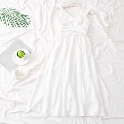 Alkalmi női ruha fehér, kék és fekete színekben