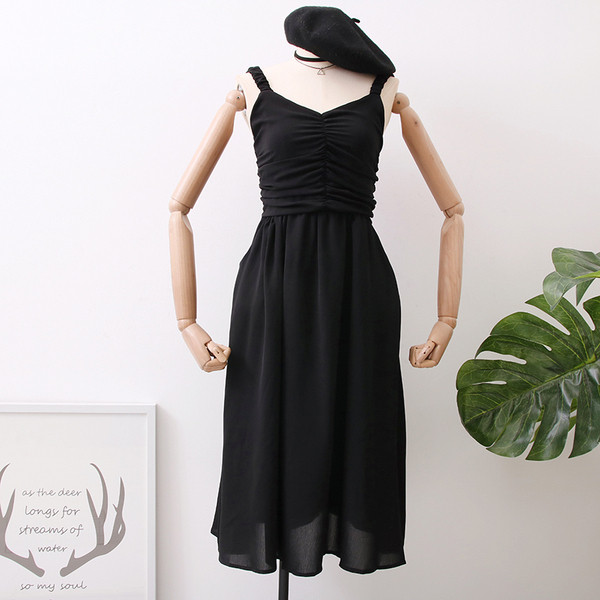 Alkalmi női ruha fehér, kék és fekete színekben