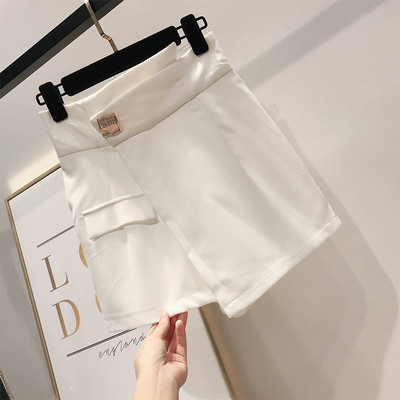 Стилни дамски къси панталони с висока талия в бял и черен  цвят