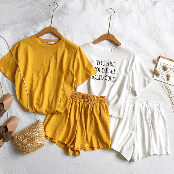 Kétrészes női napi szett több színben