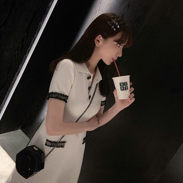 Alkalmi női ruha rövid ujjú fehér és fekete színben