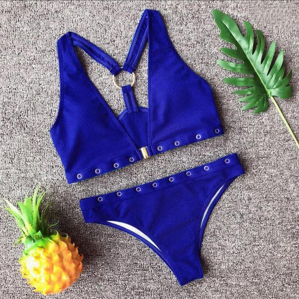 Kétrészes fürdőruha négy színben