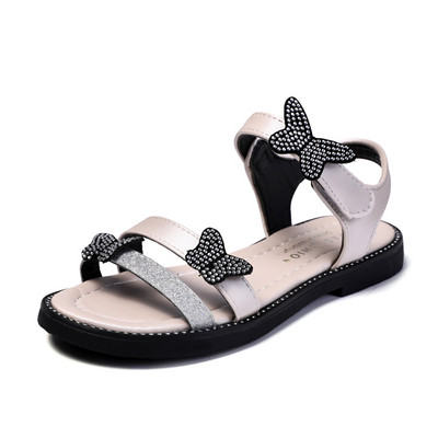 Stílusos gyerekszandál három színben, 3D elemekkel