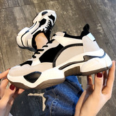 ÚJ női tornacipő modell fehér és fekete színben