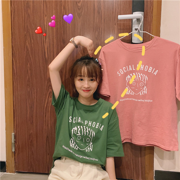 Női póló rózsaszín és zöld mintával