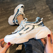 Női modern tornacipő két színben durva talppal