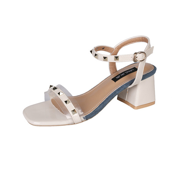 Stílusos női magas sarkú szandál fűzőlyukkal, három színben