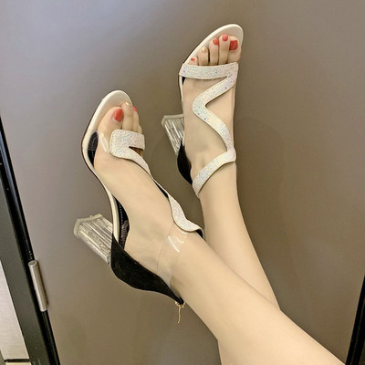 Modern női magas sarkú szandál fényes elemmel, három színben