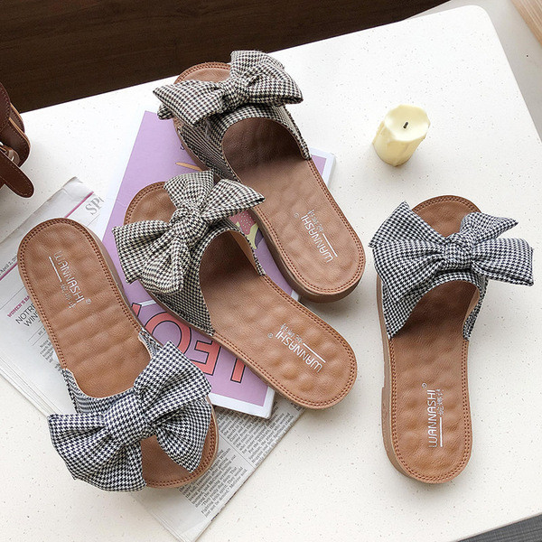 Női modern kockás papucs szalaggal, két színben
