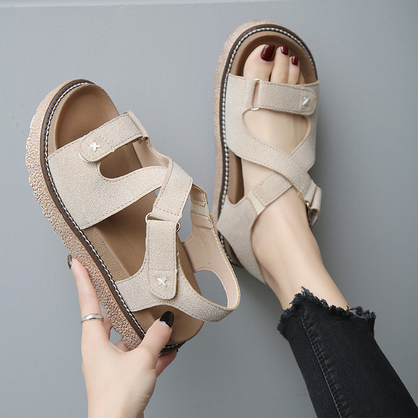 Alkalmi női szandál két színben - fekete és bézs