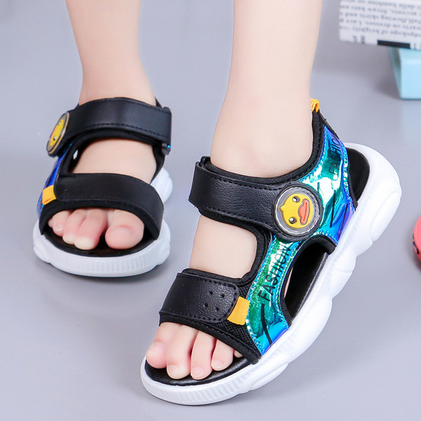 Alkalmi gyerekszandál fiúknak két színben felirattal