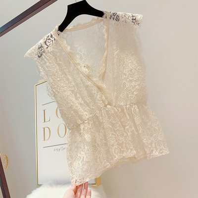 Női csipke felső V-nyakkal