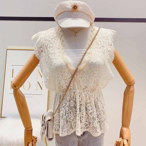 Női csipke felső V-nyakkal