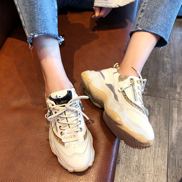 Modern női tornacipő fehér flitterekkel