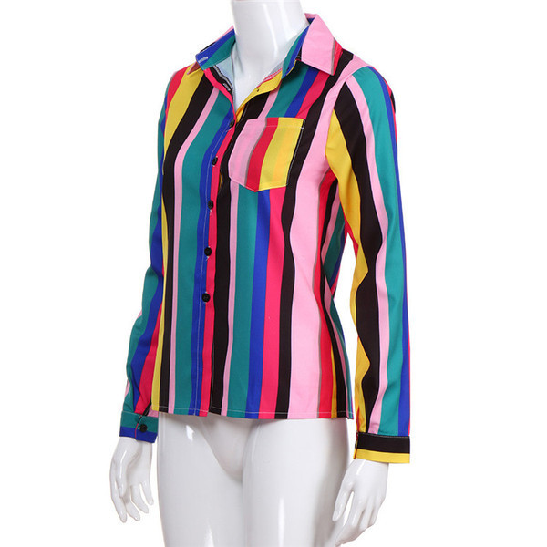 Modern csíkos női ing zsebbel és gombokkal