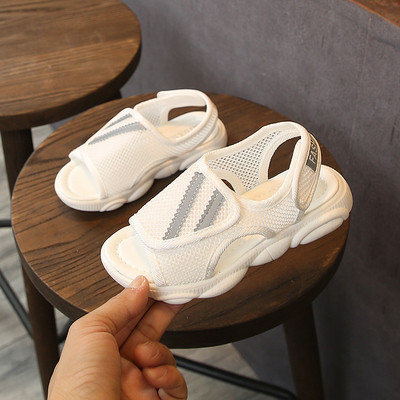 Alkalmi gyerekszandál három színben fiúknak és lányoknak