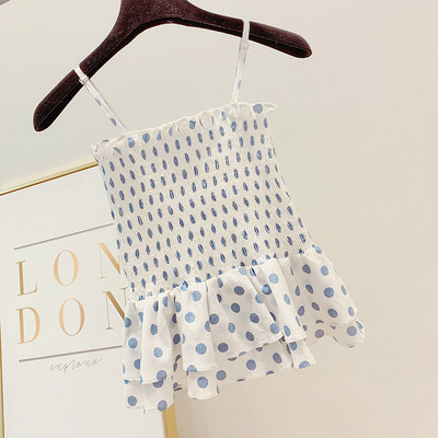 Vékony pántokkal ellátott, pontozott női felső