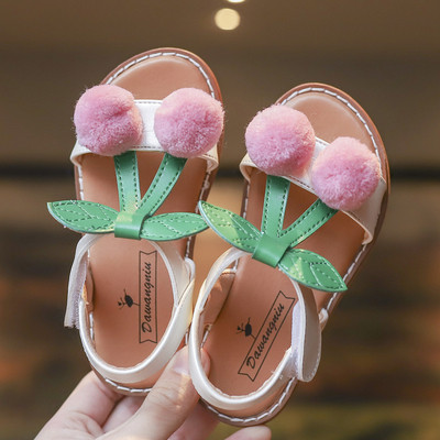Modern gyerekszandál lányoknak két színben 3D elemmel