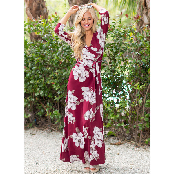 Stílusos női ruha virágos motívumokkal több színben