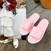 Modern női papucs vastag talppal, három színben