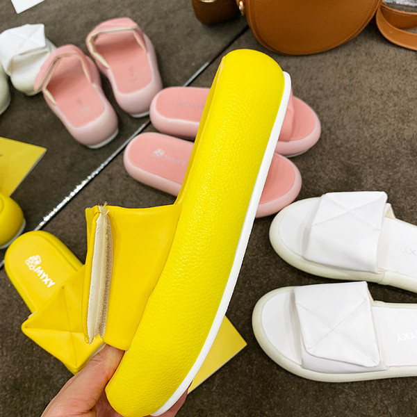 Modern női papucs vastag talppal, három színben