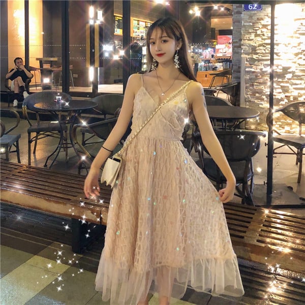 Fényes tüll női ruha