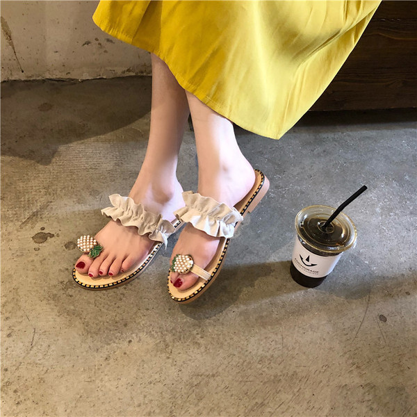 Gyönggyel és ananászos női papucs