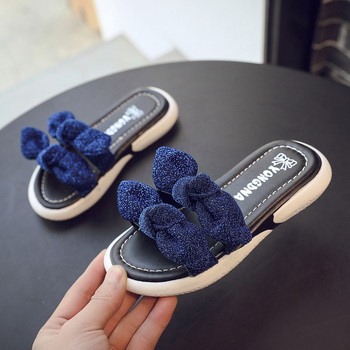 Детски модерни чехли в три цвята-за момичета