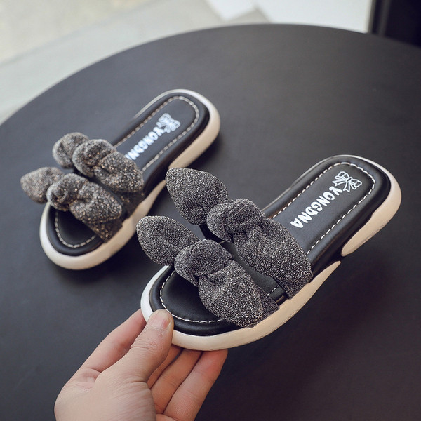 Modern gyerekpapucs három színben - lányoknak