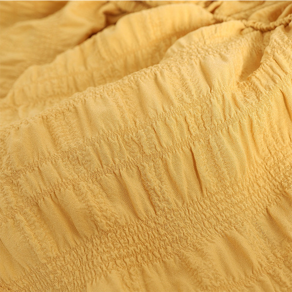 Modern női felső, vékony pántokkal és gombokkal, többféle színben