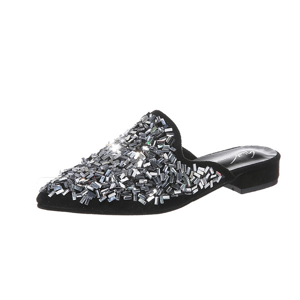 Aktuális női papucs két színben - hegyes modell díszkövekkel