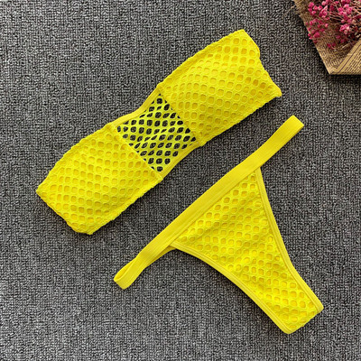 Új fürdőruha modell barna, piros és sárga színekben