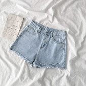 Női rövid farmer szakadt hatású, gyöngyökkel